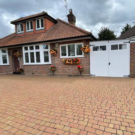 Ragged Hall Lane St Albans Экстерьер фото